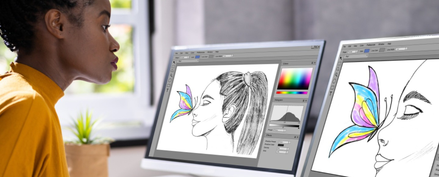 GRAPHIC DESIGNER